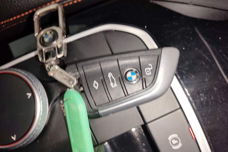 TDK.VehicleDetails.img