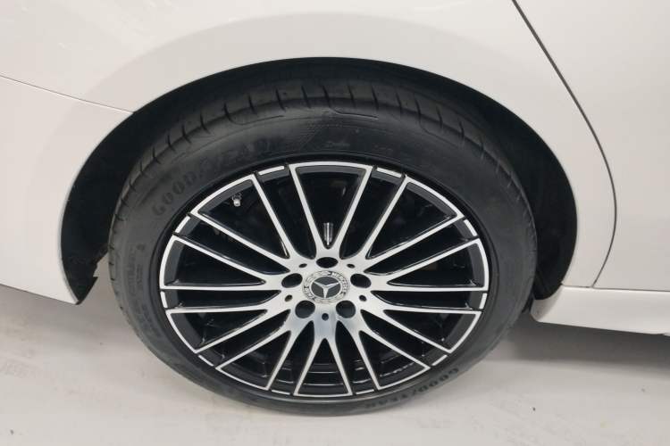 Used Mercedes-Benz C-Class 2023 Restyled C 260 L Sport Edition