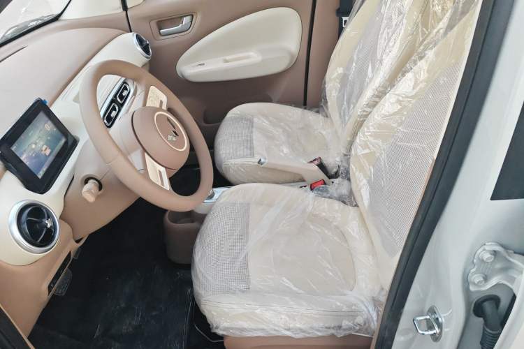 Used Wuling Hongguang MINIEV 2025 Four-Door Version Advanced Edition
