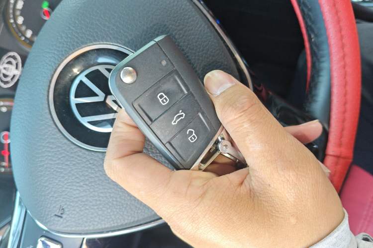 Used Volkswagen Tharu 2021 280TSI Two-Wheel-Drive Luxury Plus Edition