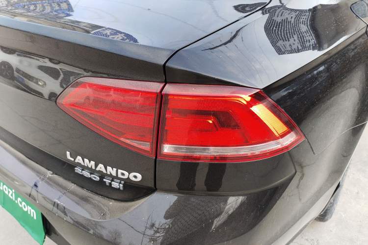 Used Volkswagen Lamando 2015 280TSI DSG Comfort Edition