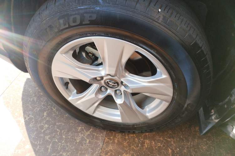 Used Toyota RAV4 2023 2.0L CVT Two-Wheel Drive Urban Edition
