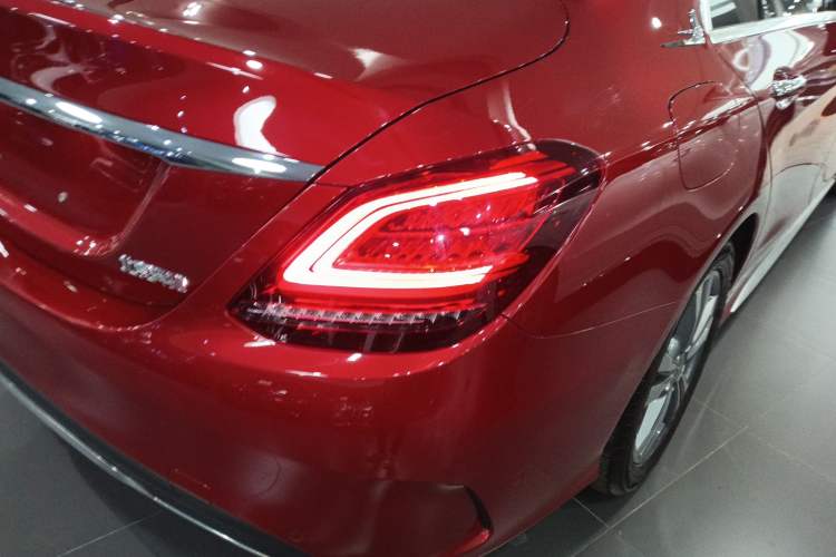 Used Mercedes-Benz C-Class 2021 C 200 L Fashion Edition Sport Version
