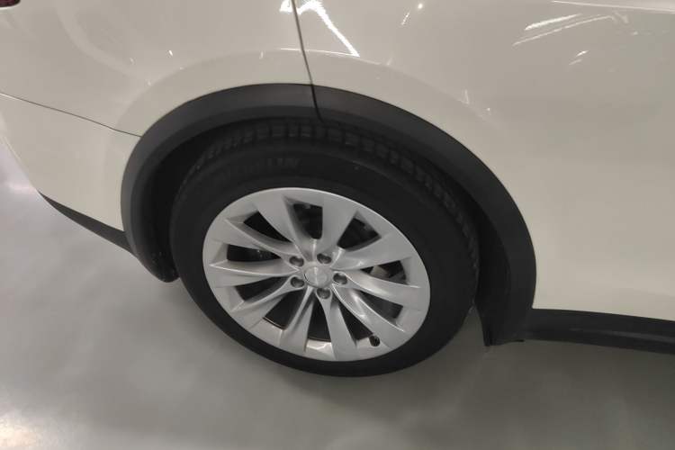 Used Tesla Model X 2019 Long-Range Version
