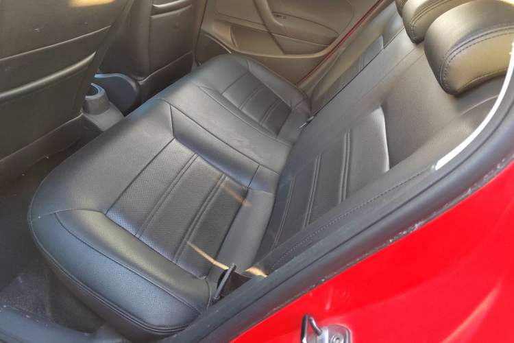 Used Volkswagen Polo 2016 1.4L Manual Fashion Model
