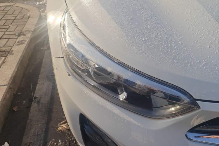 Used Kia kx1 Stonic 2021 1.4L CVT Fun & Sunroof Model
