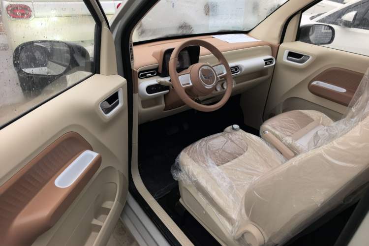 Used Wuling Hongguang MINIEV 2024 3rd Generation 215km Youth Edition