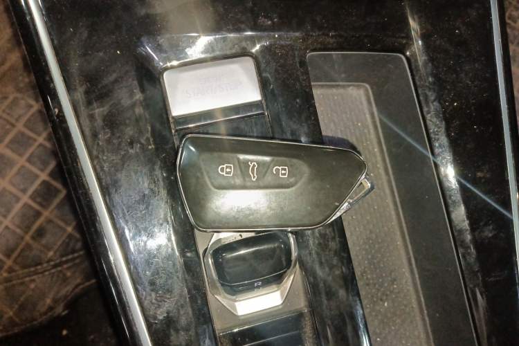 Used Volkswagen Lamando 2023 Lavida L 280TSI DSG Cool & Spicy Edition
