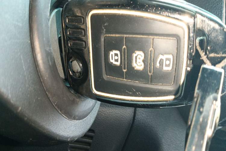 Used  BJ40 2016 40L 2.3T Automatic Two-Wheel Drive Prestige Edition
