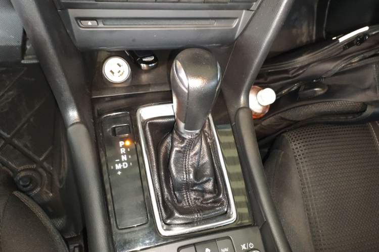 Used Mazda Mazda 3 Axela 2017 Sedan 1.5L Automatic Luxury Model Emission Standard China V
