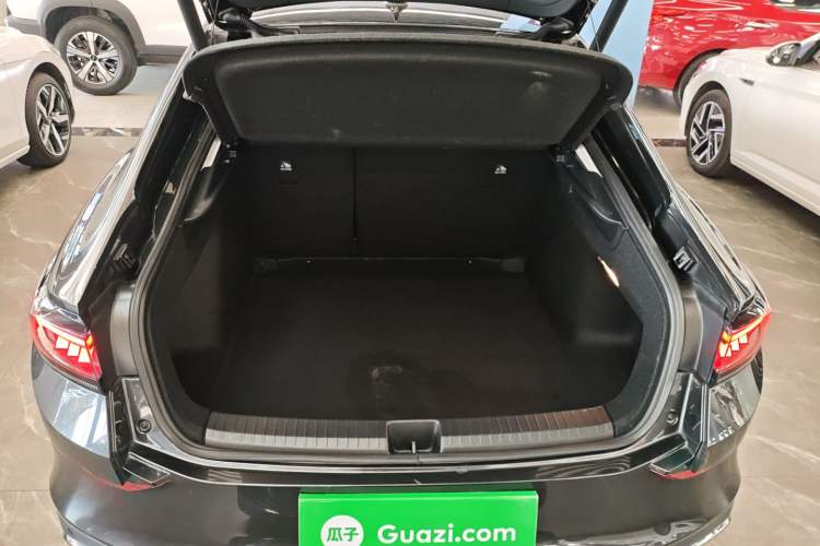 Used Volkswagen Lamando 2023 Lavida L 280TSI DSG Cool & Spicy Edition
