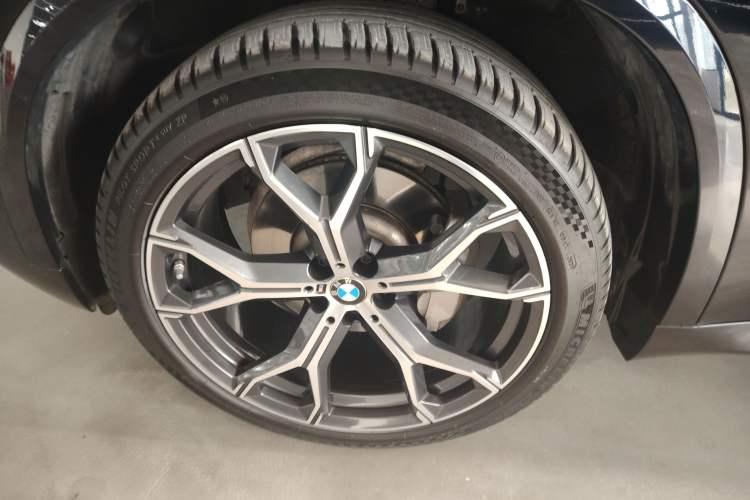 Used BMW X5 2023 xDrive 30Li Luxury M Sport Night Edition Package
