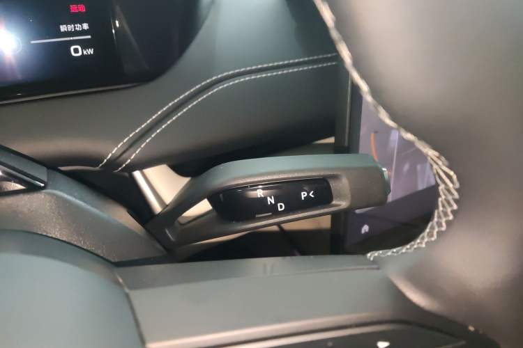 Used Xiaomi Auto SU7 2024 Rear-Drive Long-Range Intelligent Driving Version
