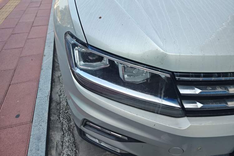 TDK.VehicleDetails.img