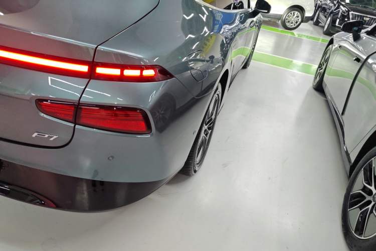 Used XPeng P7 2023 P7i 702 Pro
