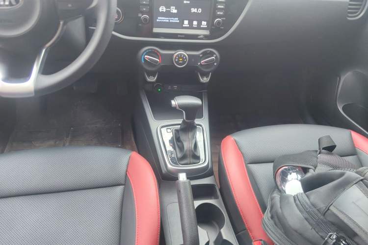 Used Kia KX Cross 2017 1.4L AT GLS