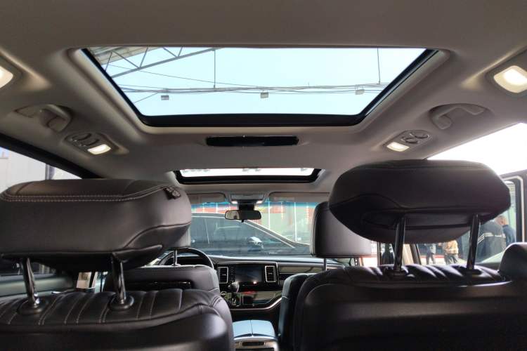 Used Honda Elysion 2019 2.0L Hybrid Luxury Edition
