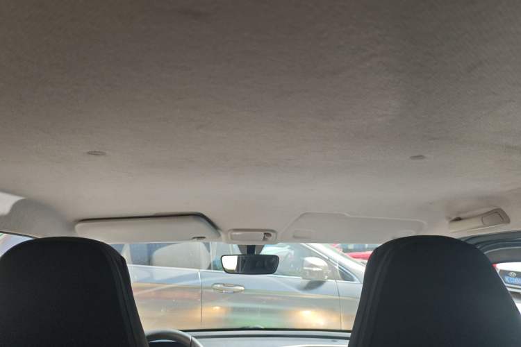 Used Wuling Hongguang MINIEV 2022 Macaron Fashion Model Lithium Iron Phosphate
