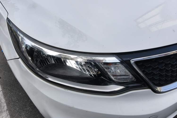 Used Kia K2 2015 Sedan 1.4L Automatic GLS