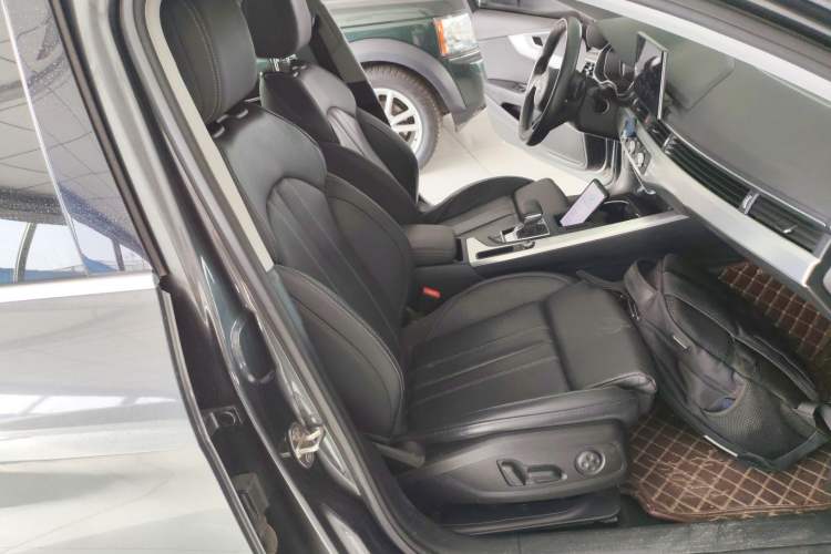 Used Audi A4L 2020 40 TFSI Fashion Dynamic Model
