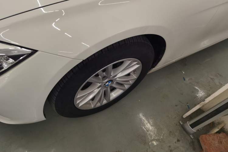 Used BMW 3 Series 2013 320Li Fashion Model
