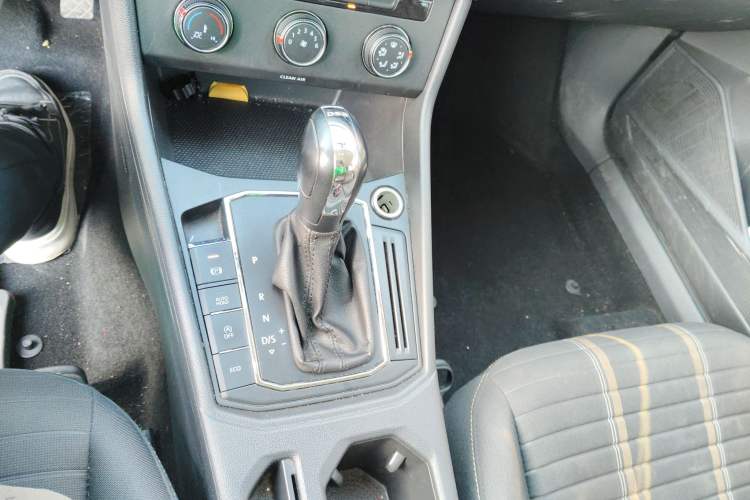 Used Volkswagen Lavida 2019 280TSI DSG Comfort Edition China VI standard
