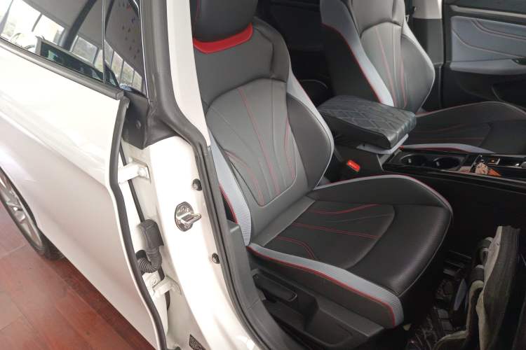 Used Volkswagen Lamando 2023 Lavida L 280TSI DSG Spicy Edition
