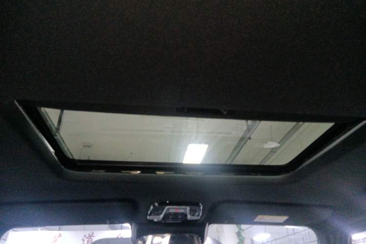 Used  T01 2025 2.0T Changfeng
