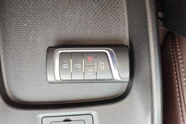 Used GAC Trumpchi M6 2019 270T DCT Luxury Edition (7-seater) China VI
