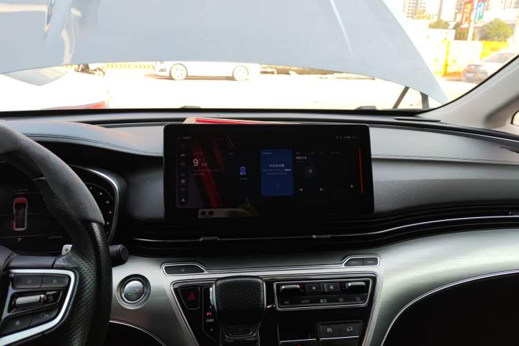 Used Roewe iMAX8 2021 400TGI Supreme Series Lu Zun Edition