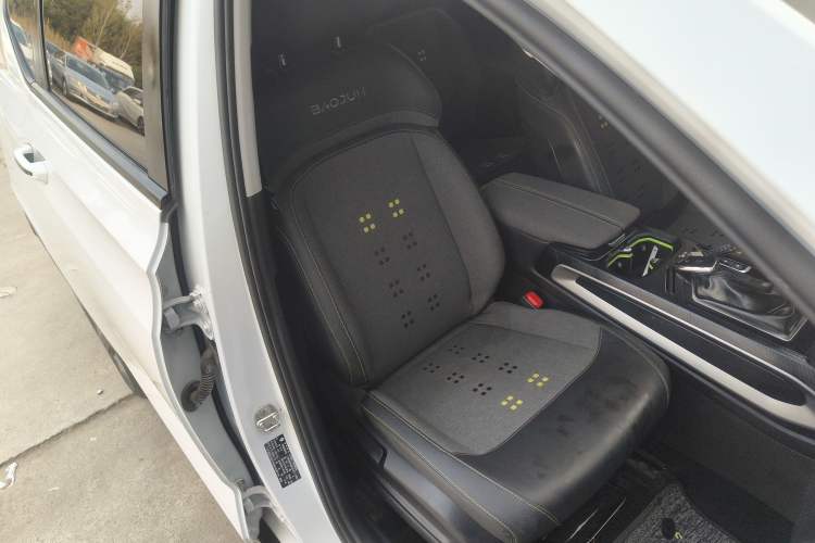 Used Baojun RM-5 2019 1.5T CVT Elite Version with 24-Hour Online Service 6 Seats
