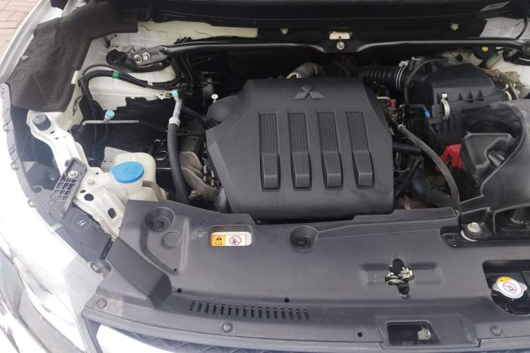 Used Mitsubishi Eclipse Cross 2019 1.5T CVT Two-Wheel Drive Fearless Edition China VI Standard
