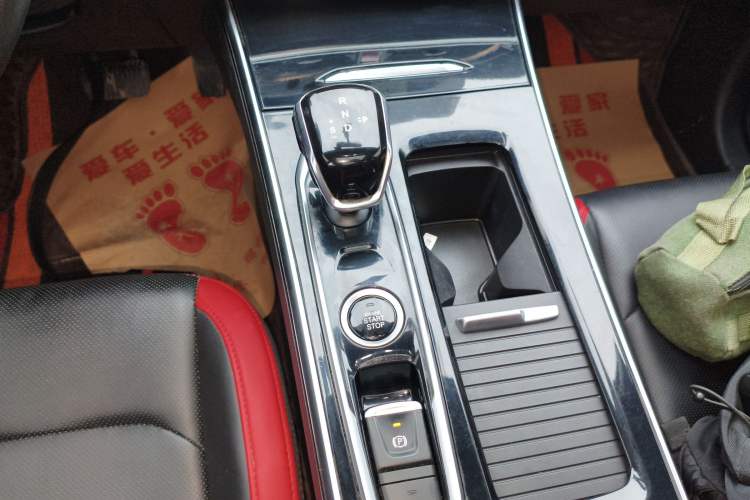 Used SOL X8 2021 300T DCT Luxury Smart Connect Edition 7 Seats