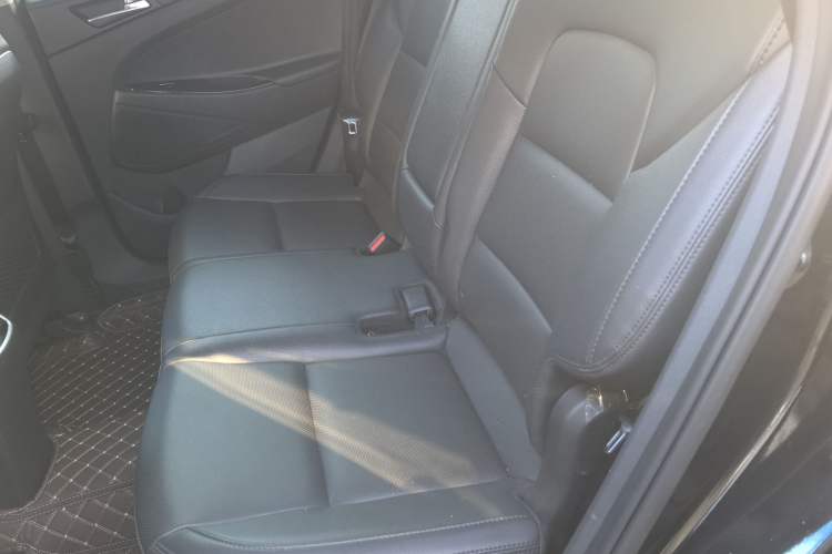 Used Hyundai Tucson 2015 1.6T Dual-Clutch Two-Wheel-Drive Smart Model