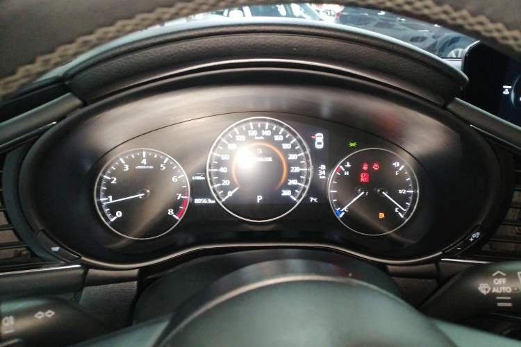 Used Mazda Mazda 3 Axela 2021 2.0L Automatic ZhiXuan Edition
