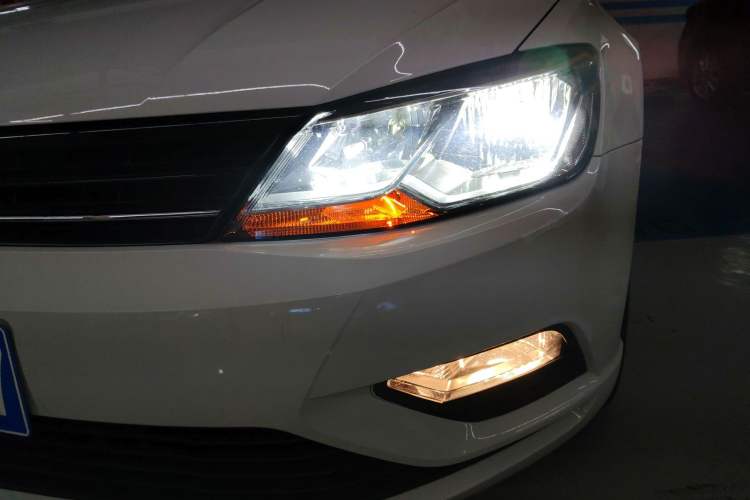 Used Volkswagen Lamando 2017 230TSI DSG Fashion Edition
