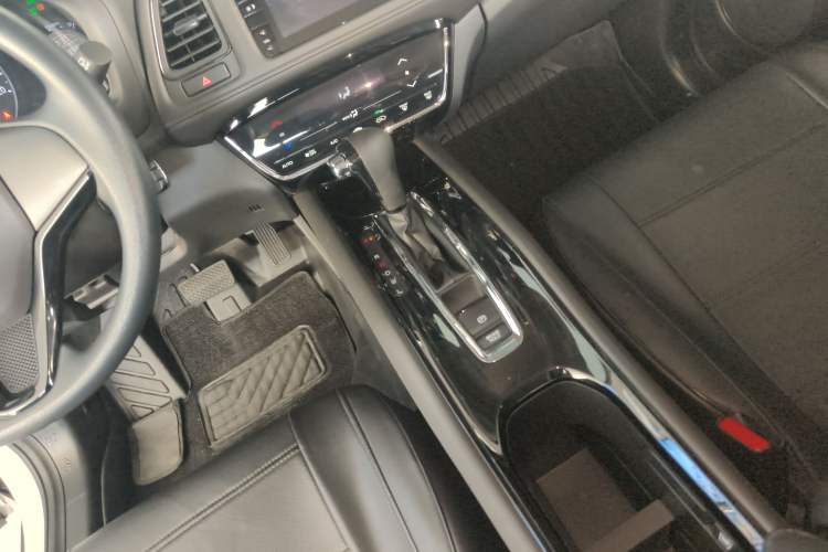 Used Honda Vezel 2020 220 TURBO CVT Elite Edition
