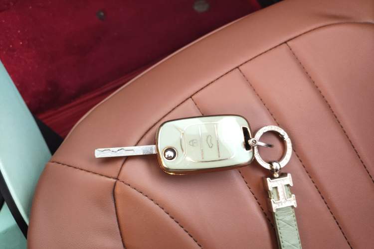 Used Wuling Hongguang MINIEV 2021 Macaron Premium Model – Lithium Iron Phosphate
