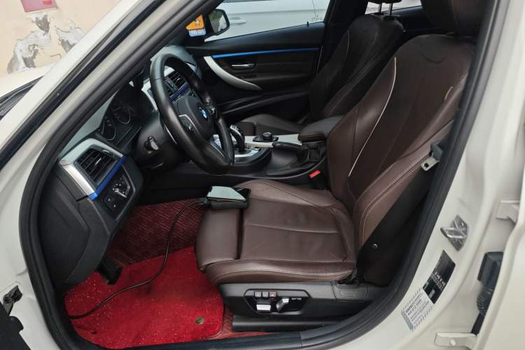 Used BMW 3 Series 2019 320i M Sport Package
