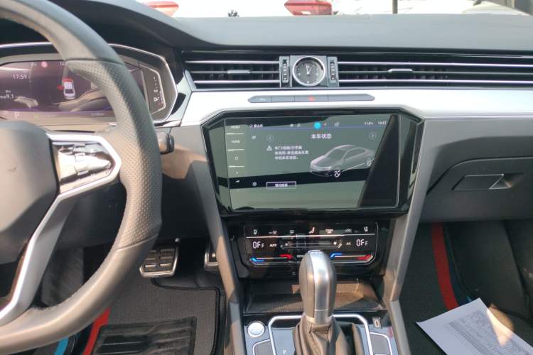 Used Volkswagen Magotan 2023 2 Million Units Commemorative Edition 330TSI DSG Luxury Version
