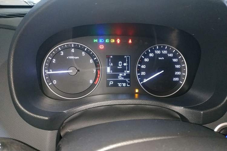 Used Hyundai ix25 2015 1.6L Automatic Two-Wheel Drive Smart GLS Trim
