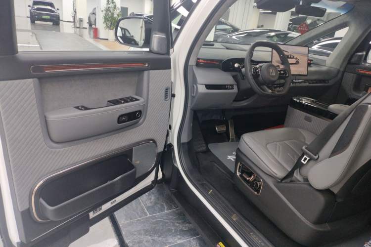 Used Zeekr MIX 2025 Long-Range Intelligent Driving Edition
