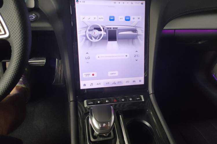 Used Hongqi H5 2024 1.5T DCT Smart Connect Flagship Edition
