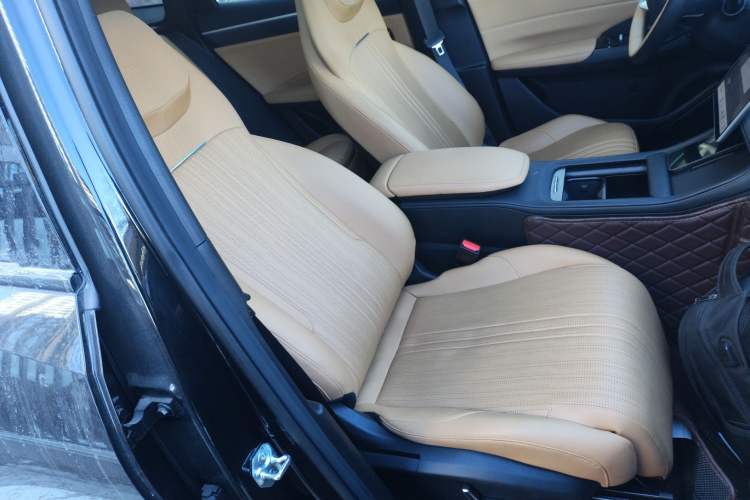 Used  L7 2024 1.5T 115 km MAX Dragon Edition