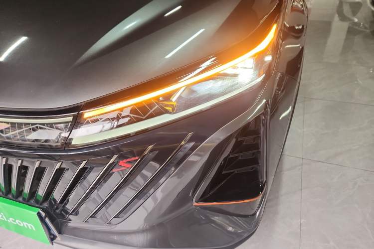 Used Changan CS75 PLUS 2022 2nd Generation 1.5T Automatic Luxury Version
