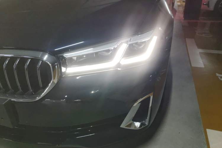 Used BMW 5 Series New Energy 2021 535Le Luxury Package
