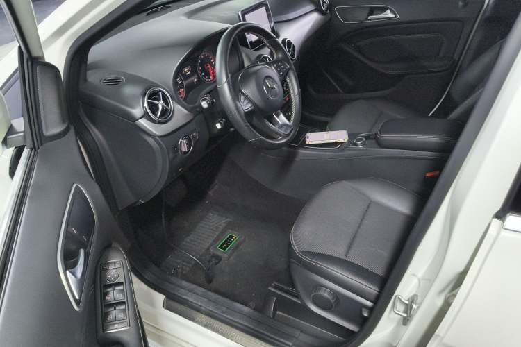 Used Mercedes-Benz B-Class 2015 B 200 Sport Edition
