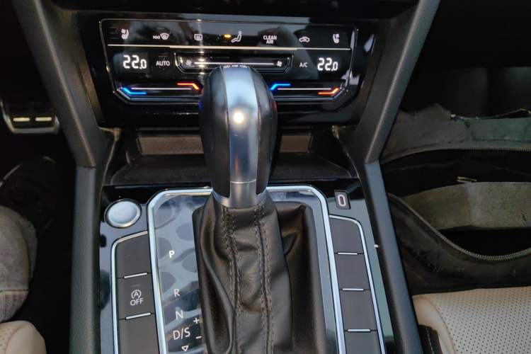 Used Volkswagen Magotan 2023 2 Million Units Commemorative Edition 330TSI DSG Luxury Version
