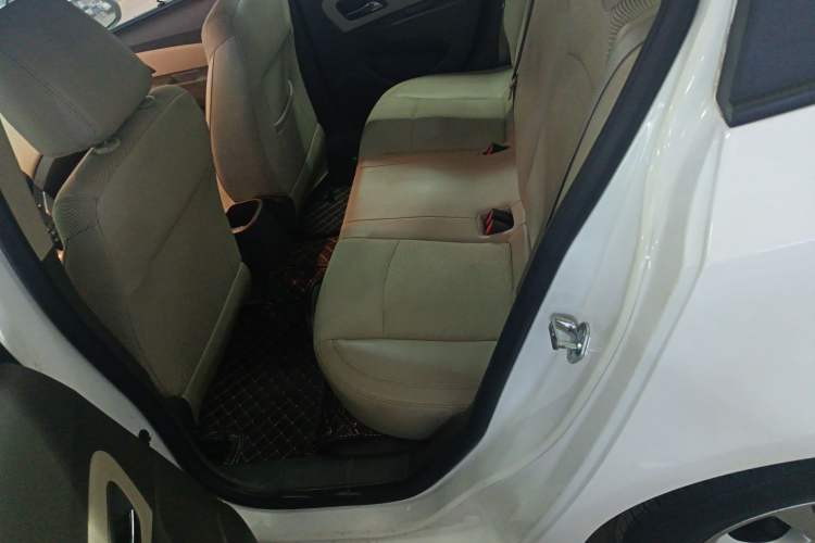 Used Chevrolet Cruze 2015 1.5L Classic SE AT
