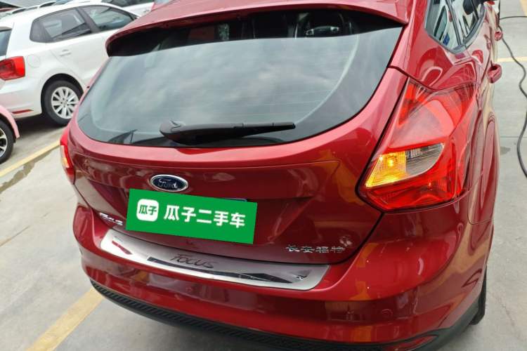 Used Ford Focus 2012 Hatchback 1.6L Manual Fashion Edition
